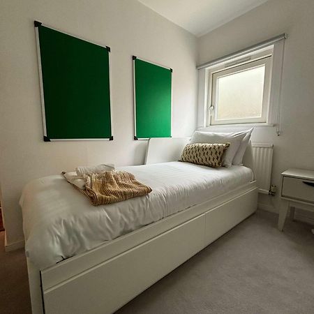 City Center,2 Bedroom Apartment With Parking CBG エクステリア 写真