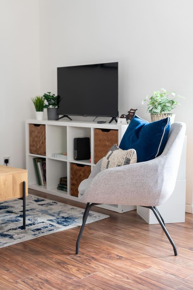 City Center,2 Bedroom Apartment With Parking CBG エクステリア 写真