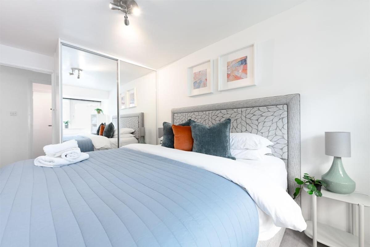 City Center,2 Bedroom Apartment With Parking CBG エクステリア 写真