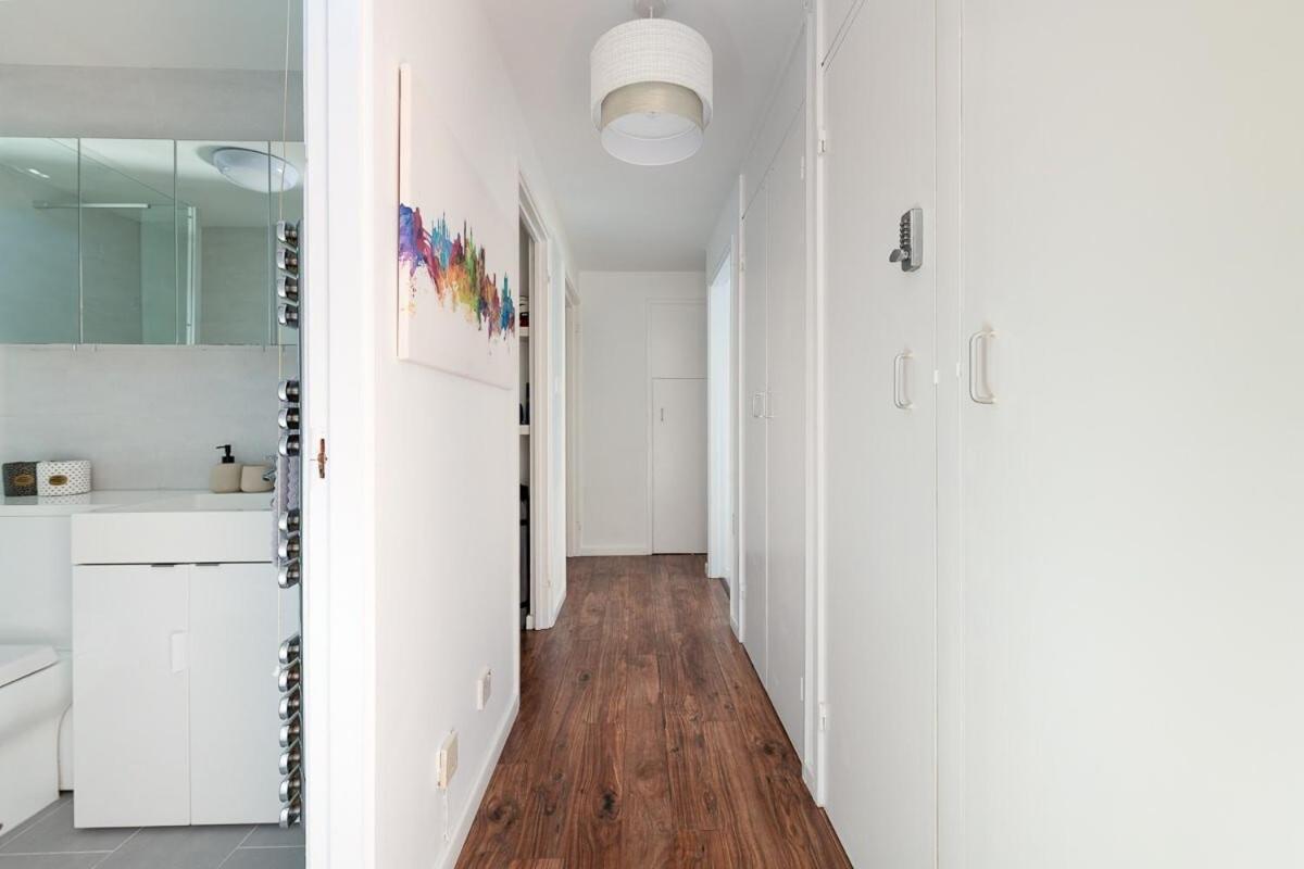 City Center,2 Bedroom Apartment With Parking CBG エクステリア 写真